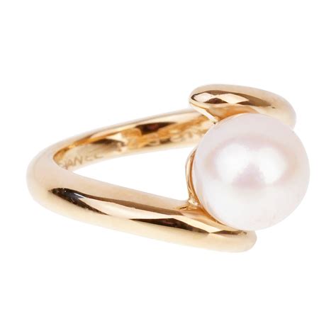 Chanel Gold And Cultured Pearl Bypass Ring 